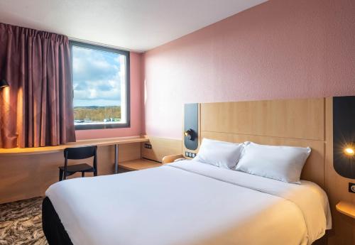 B&B HOTEL Calais Terminal Cité de l'Europe 3 Etoiles