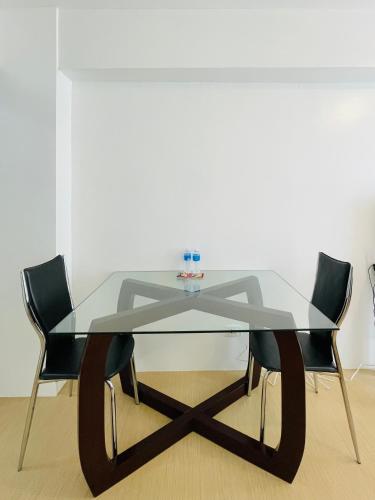 * *D2 Central Location Condo