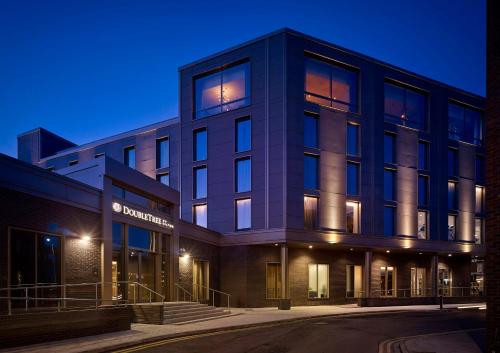 DoubleTree by Hilton Hull