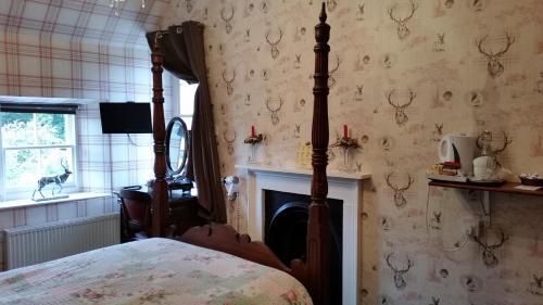 Hundalee House Bed and Breakfast