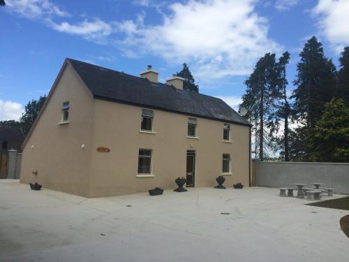 Douglasha House