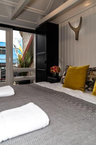 Vintage Hotel
