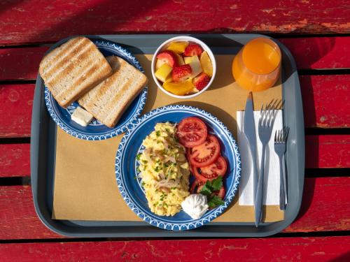 Lobby Collective Hostel