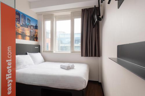 EasyHotel Den Haag City Centre