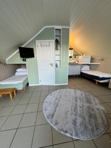 Midnattsol Rom Og Hytter