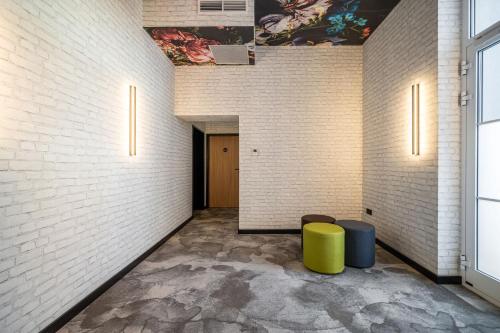 Urban Hotel