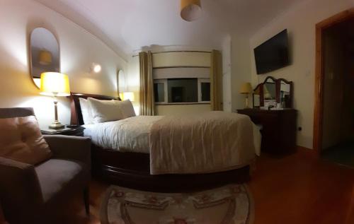 Woodhaven Manor