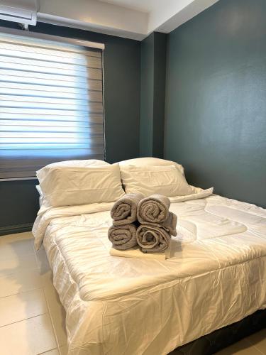 CRIB 217 SUBIC BAY - Mediterranean Condo with Unlimited Massage