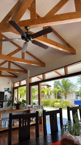 Villa MountainView Guesthouse