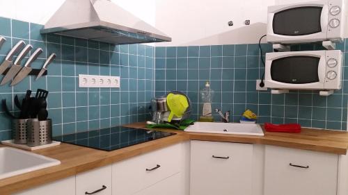 O2 Hostel