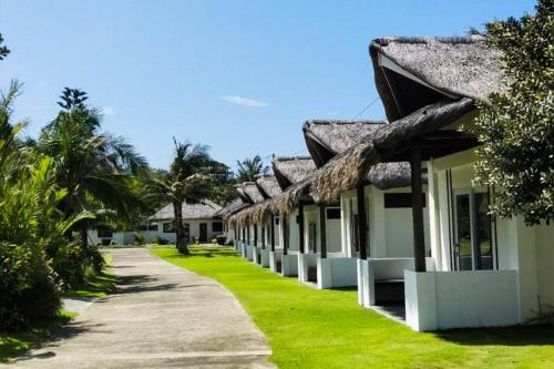 Ikani Surf Resort