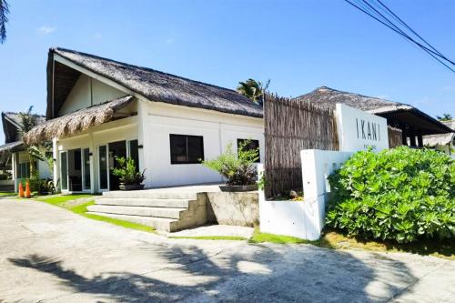 Ikani Surf Resort