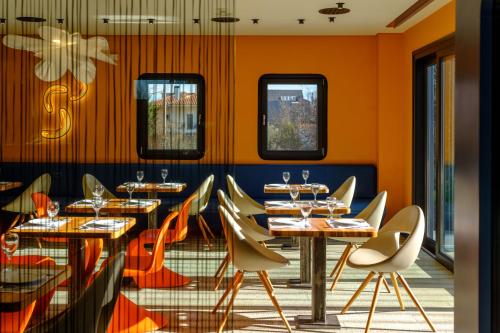 Essence Living Exclusive