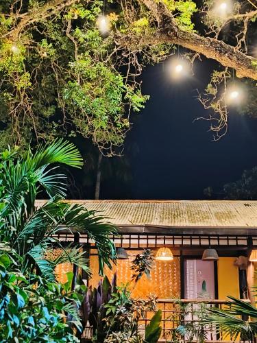 Lokal Hut Bed and Breakfast