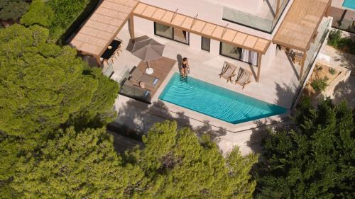 Irida Hotel