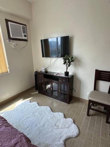 Comfy Studio UnitM @OneMadison35