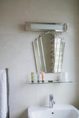 Red Mullions Guest House