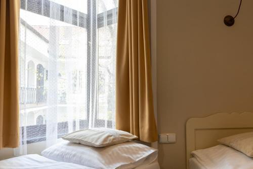 Amadeus Hotel