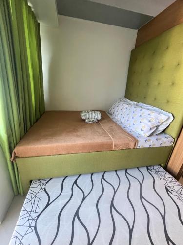 Traveler's staycation