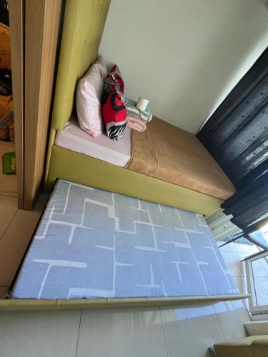 Traveler's staycation