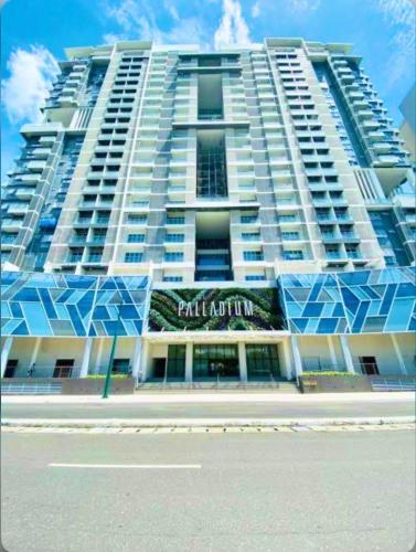 Executive Condo unit @ the Palladium