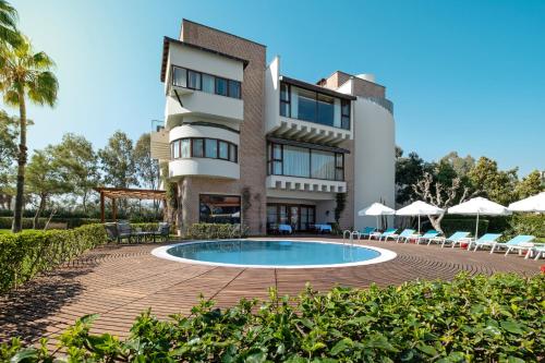 Limak Limra Hotel & Resort