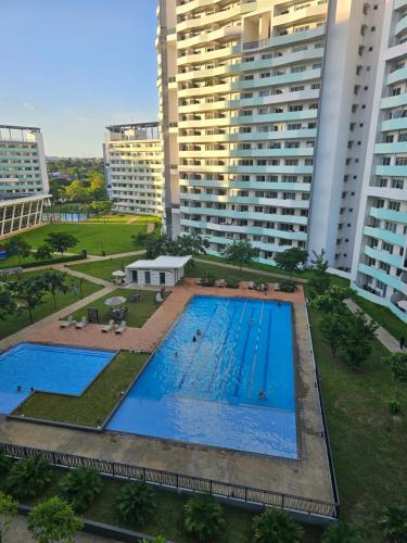 Practical Studio with WIFI Pool PS4 Netflix