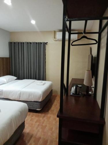 Cebu Pensione Plaza by HiveRooms