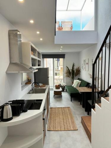 MYROVOLOS APARTMENTS