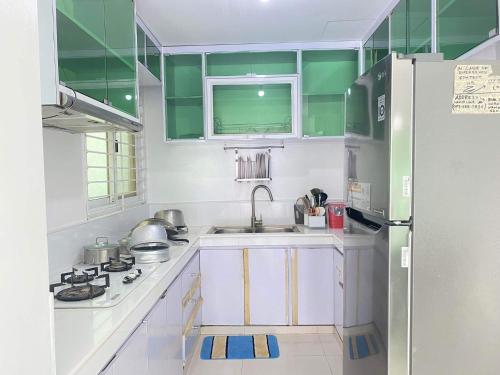 White House near Thunderbird Resort