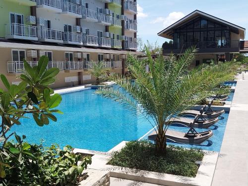 Stay and Fly at Amani Grand Resort Residences