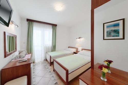 Ivona Apartments