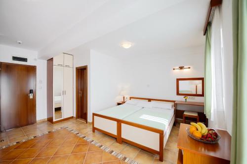 Ivona Apartments