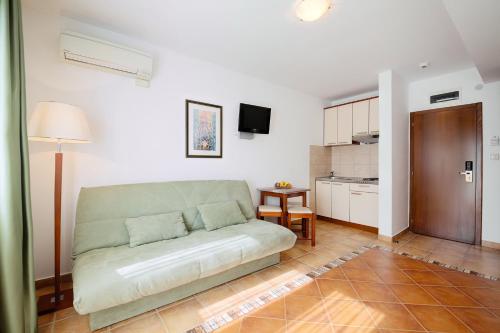 Ivona Apartments