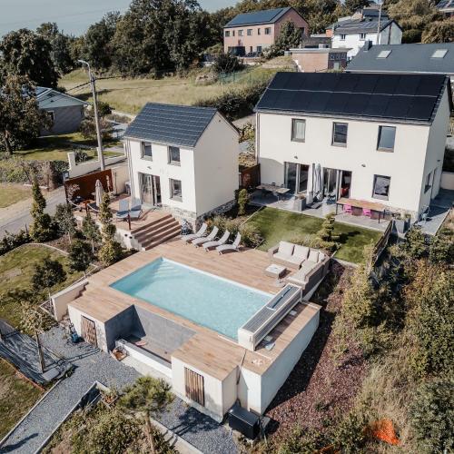 MY House's - 3 maisons avec piscine commune et la maison pour 3 personnes max avec jacuzzi privé