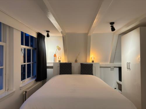 Nine Streets Inn