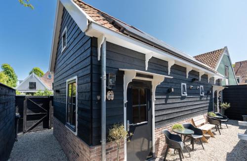 Luxury Chalets Monnickendam