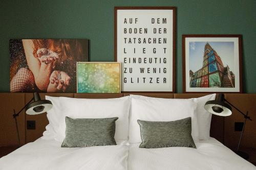 Acasa Suites
