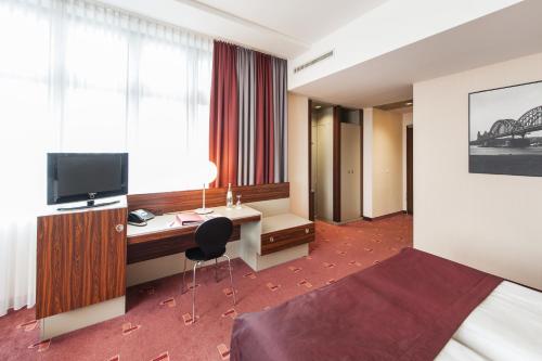 Premier Inn Köln City Mediapark