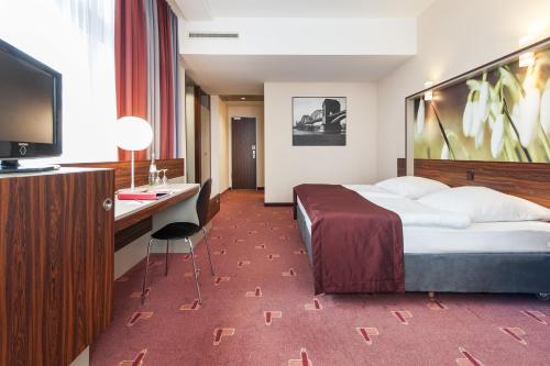Premier Inn Köln City Mediapark