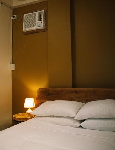 Haole Surf Hostel