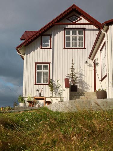 Hotel Karolina (Syslo Guesthouse)