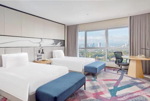 Crowne Plaza Manila Galleria