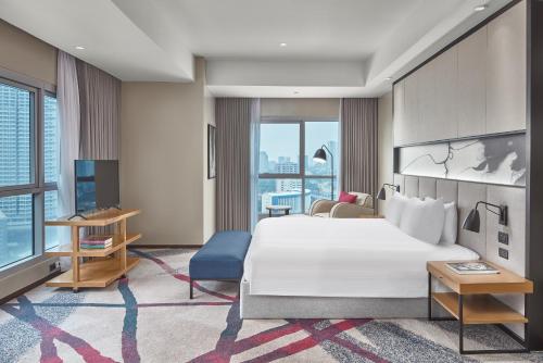 Crowne Plaza Manila Galleria