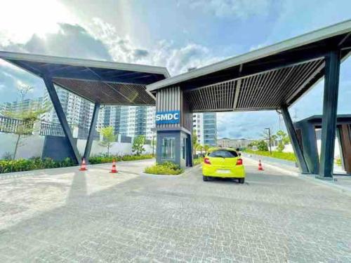 Spacious, comfy condo @ SM Iloilo