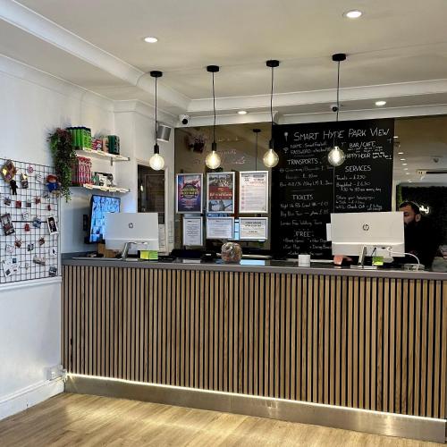 Smart Hyde Park View Hostel