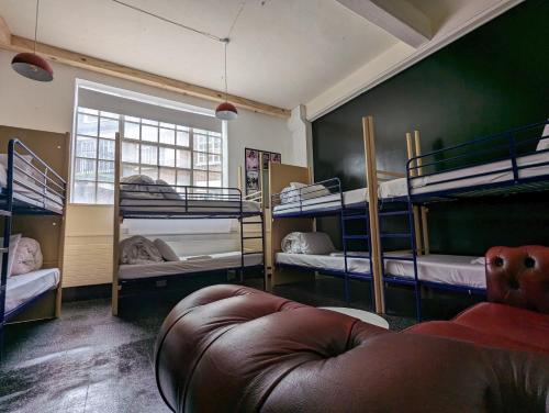 Rock n Bowl Hostel