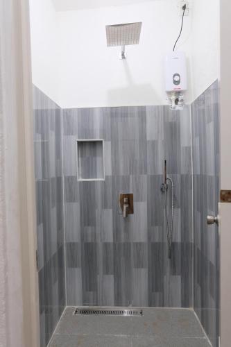 Dani's House Pod Coron