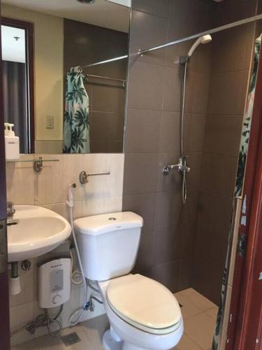 Spacious Studio Apartment B303