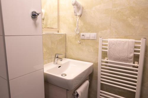 Terasa Pension and Winebar